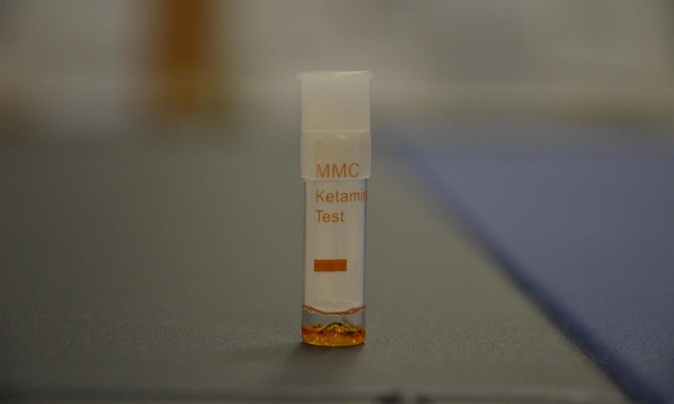 2014-4-7-84foto 5 - ketamin.jpg